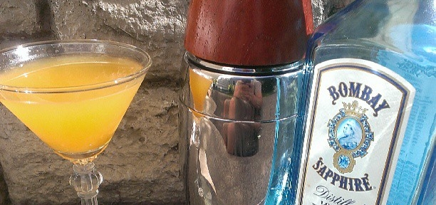 Abbey Cocktail (1 1/2 oz. Gin, 1 oz. fresh Orange juice, a few dashes Orange Bitters; shaken with ice, served in a cocktail glass)